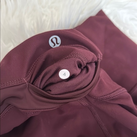 Lululemon High-Waisted Burgundy Leggings full length Size 4 - Picture 4 of 7
